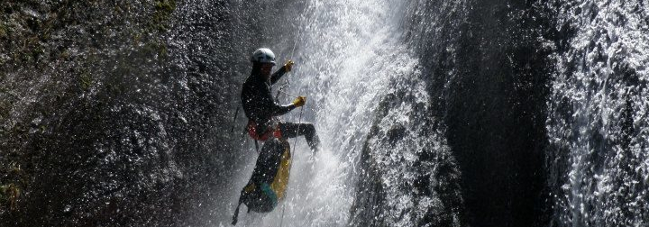 Canyoning - Canyon de Feschelbach - Aventure sinueuse et renversante