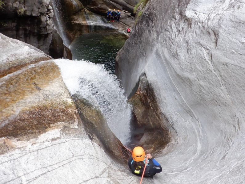 Séjours canyoning au Tessin - Les plus beaux canyons de Suisse